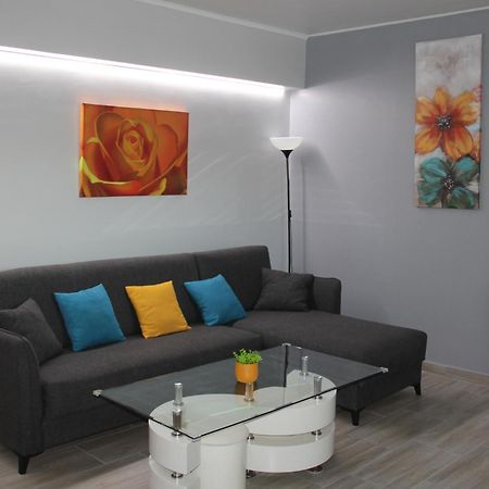 Apartment Patra Greece Esterno foto