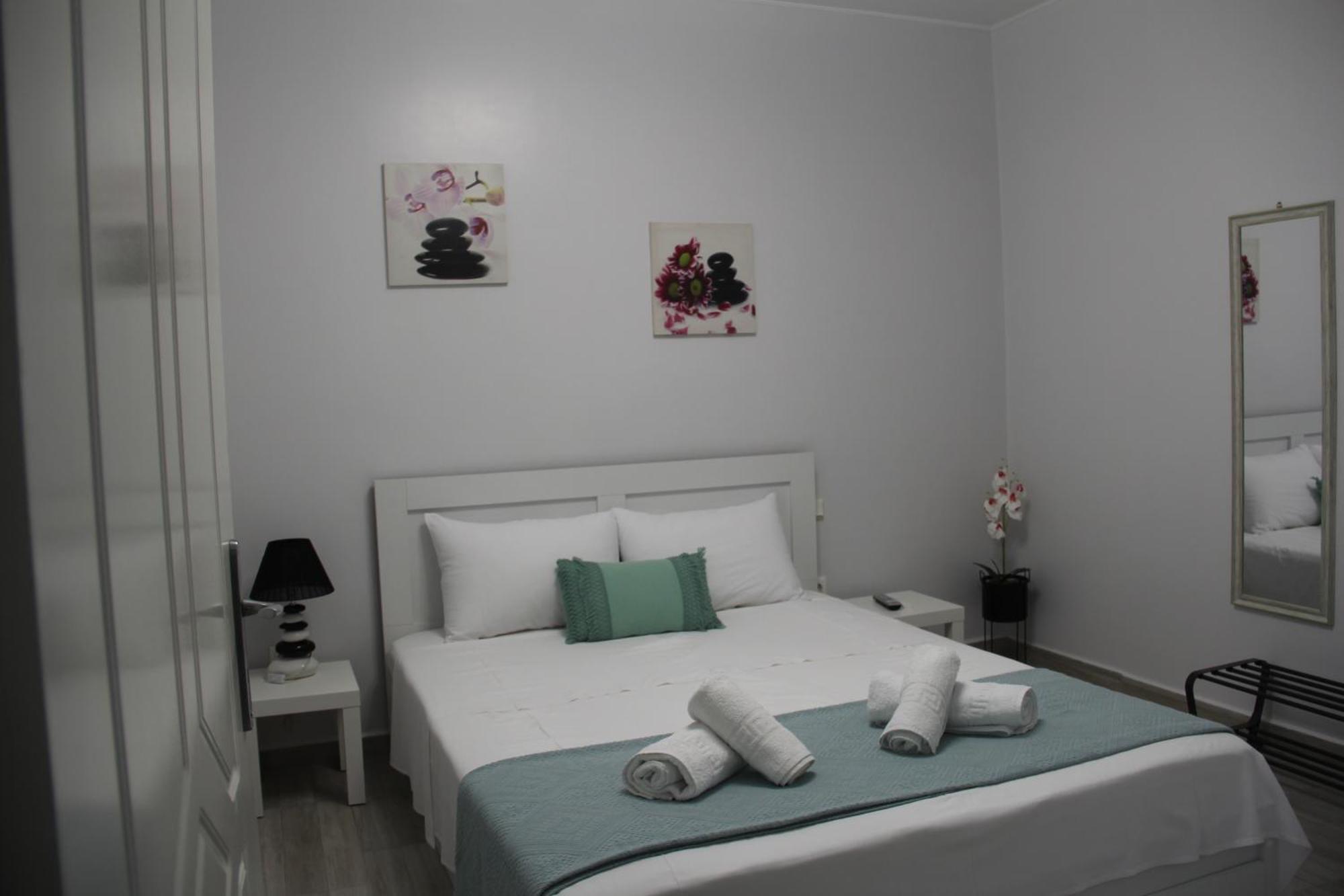 Apartment Patra Greece Esterno foto